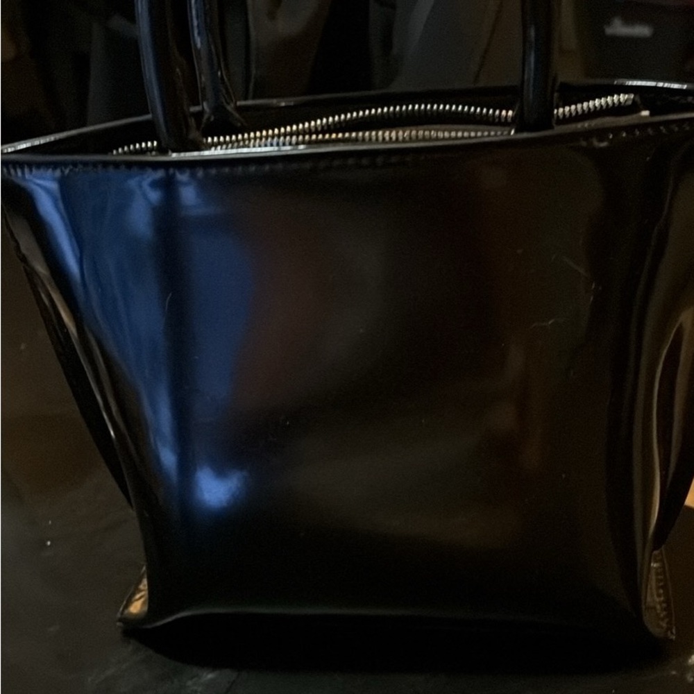 Guess Glossy Black Toiletry Bag - Picture 2 of 3